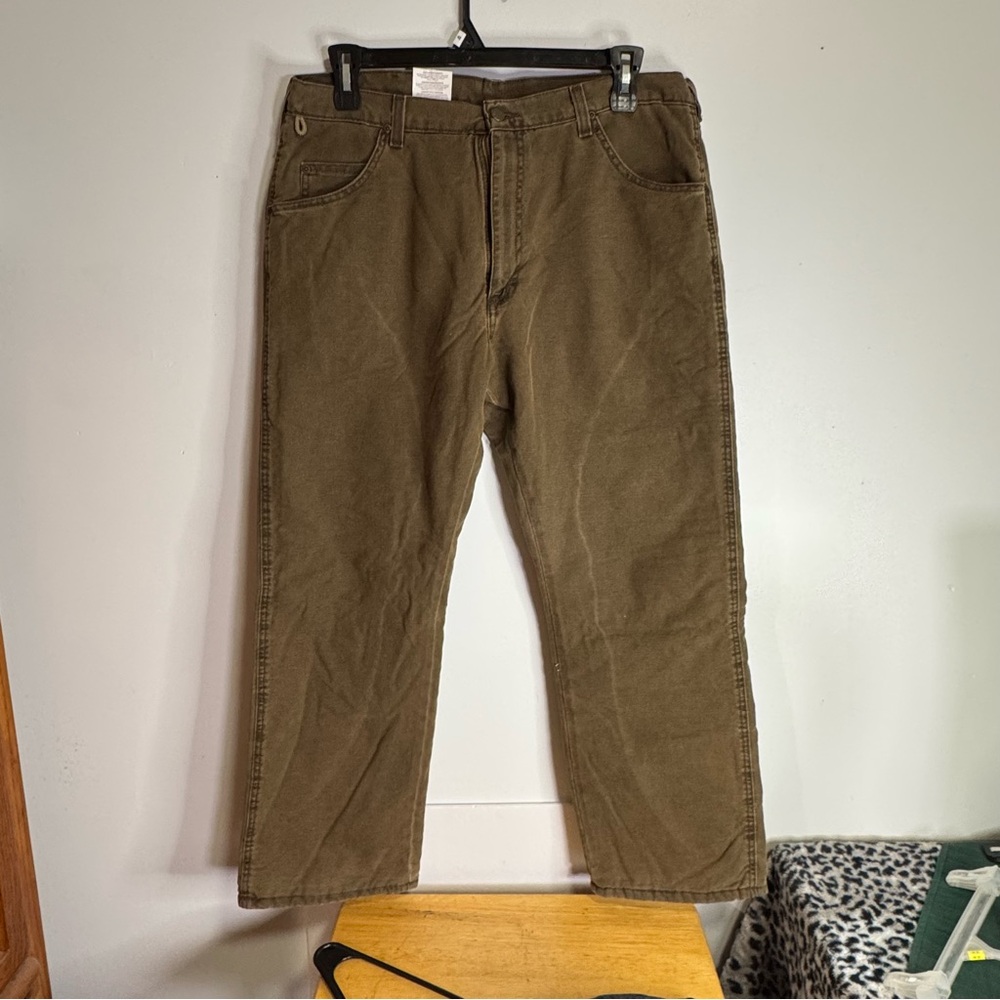 Men’s Rugged Wear Wrangler Jeans